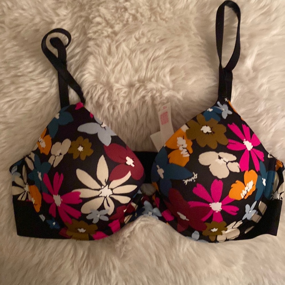 Pink bra 32D